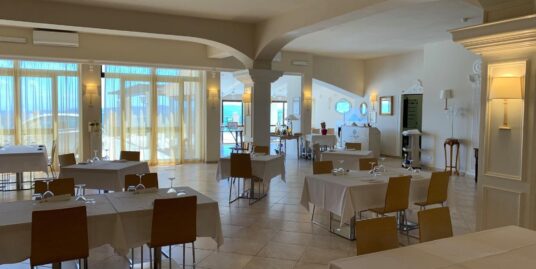 Mura Locale commerciale con attività di ristorazione – Tolfa